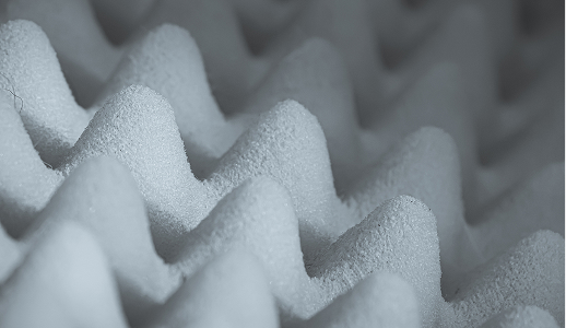 <p><strong>Produtos</strong><br />
Polióis, BioPolióis, Óleo de mamona</p>
<p><strong>Aplicações</strong><br />
Espumas para mobiliário, embalagens, automotivo, construção, brinquedos, artigos esportivos e outros</p>
