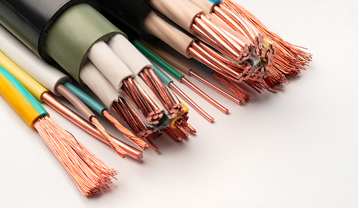 <p><strong>Produtos</strong><br />
Compostos XLPE, XLPE AT, HFFR</p>
<p><strong>Aplicações</strong><br />
Cabos de distribuição de energia e comunicação</p>
